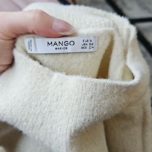 💝Mango mock neck fuzzy sweater - Picture 2 of 4